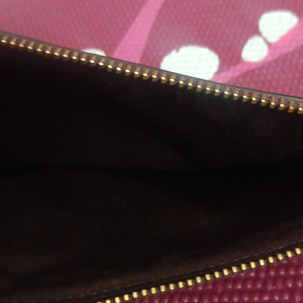 Coach - Picture 4 of 6